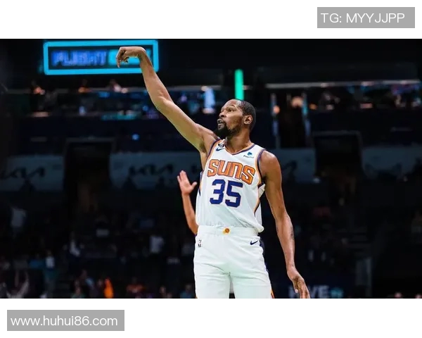 杜兰特领袖风范彰显团队精神，火箭逆转雄鹿关键先生克里斯·保罗获盛赞